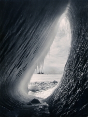Antarctic photographer Herbert Ponting (1911) shown at Impressions 1975 Antarctic photographer Herbert Ponting (1911) shown at Impressions 1975